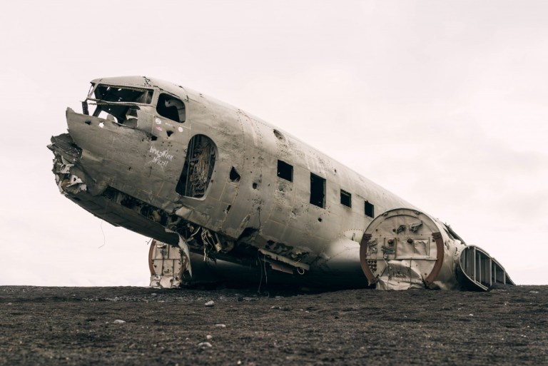 abandoned_airplane_apocalypse_crash_damaged_debris_decay_plane-1102986